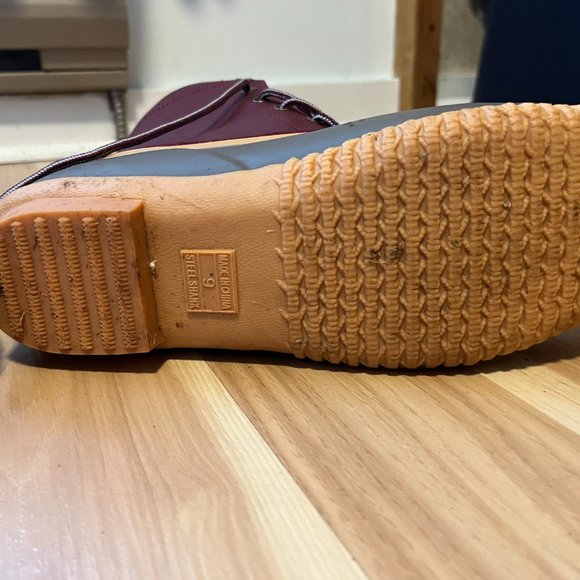 Lands' End Women's duck boots, Maroon, Sz 9B LIKE NEW (worn only once!) - Picture 5 of 5